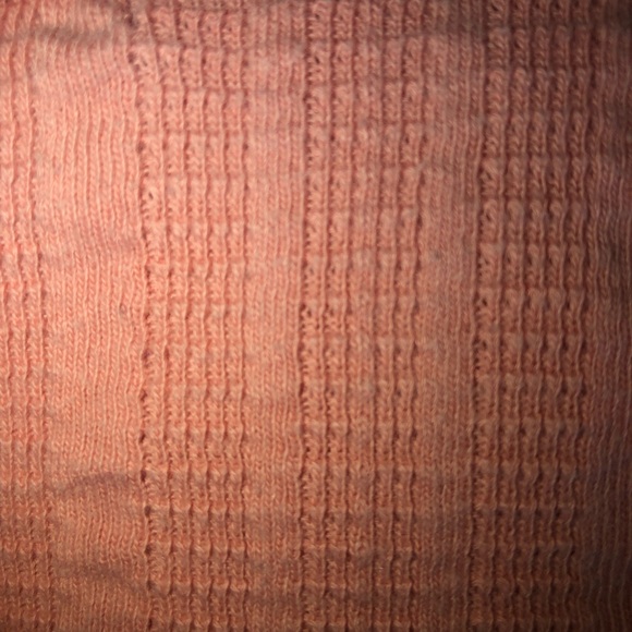 crop top - Picture 3 of 3